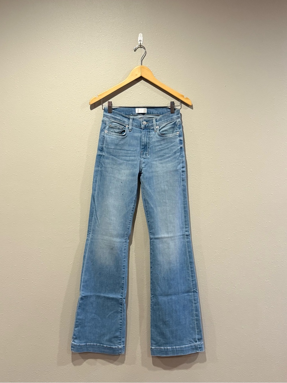 7 For All Mankind light wash Dojos